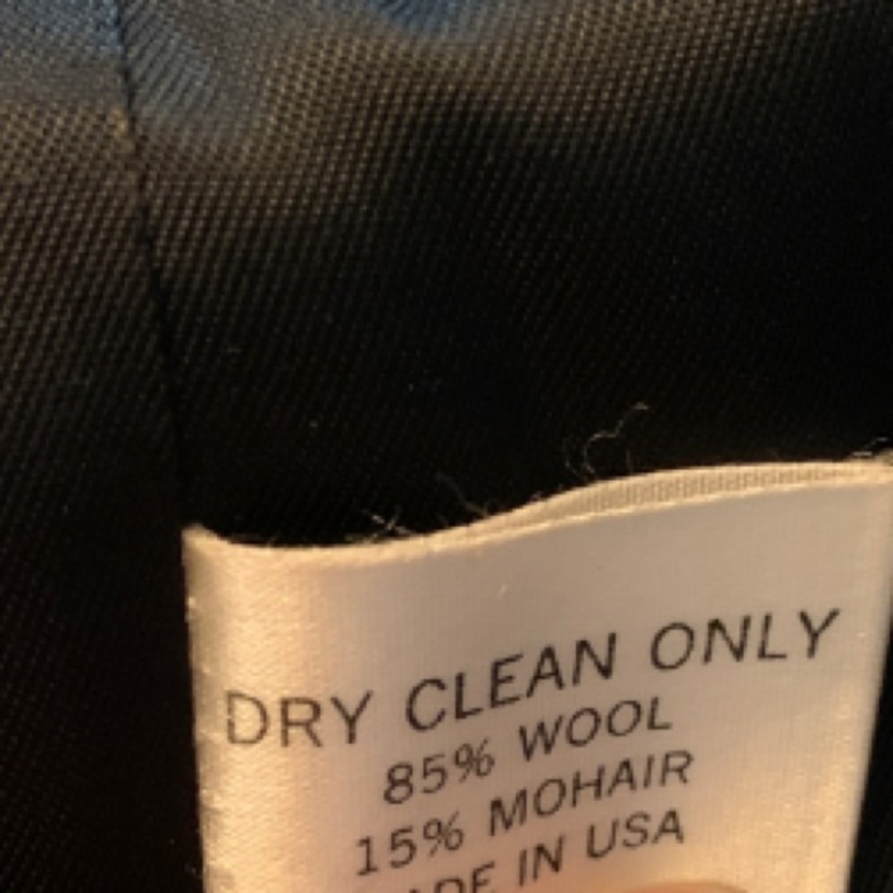 Lands' End Black Single Button Blazer Size 4P Wool & Mohair Blend Notched Lapel - Picture 5 of 9